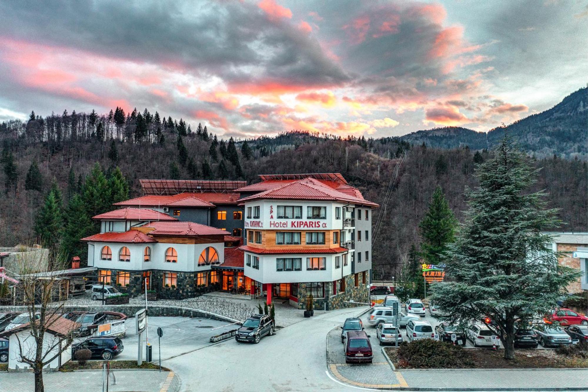 Spa Hotel Kiparis Smolyan Exterior photo